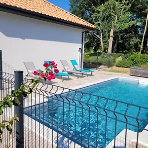 Maison Neuve Bord De Dordogne , Lanzac France